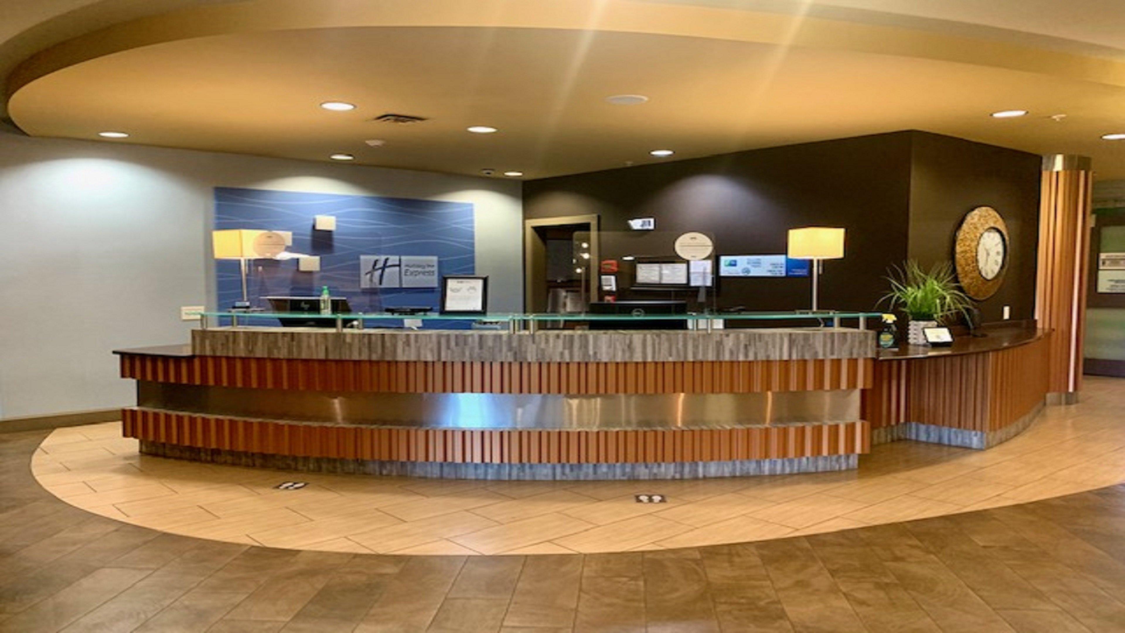 Holiday Inn Express & Suites Perry-National Fairground Area By Ihg Bagian luar foto